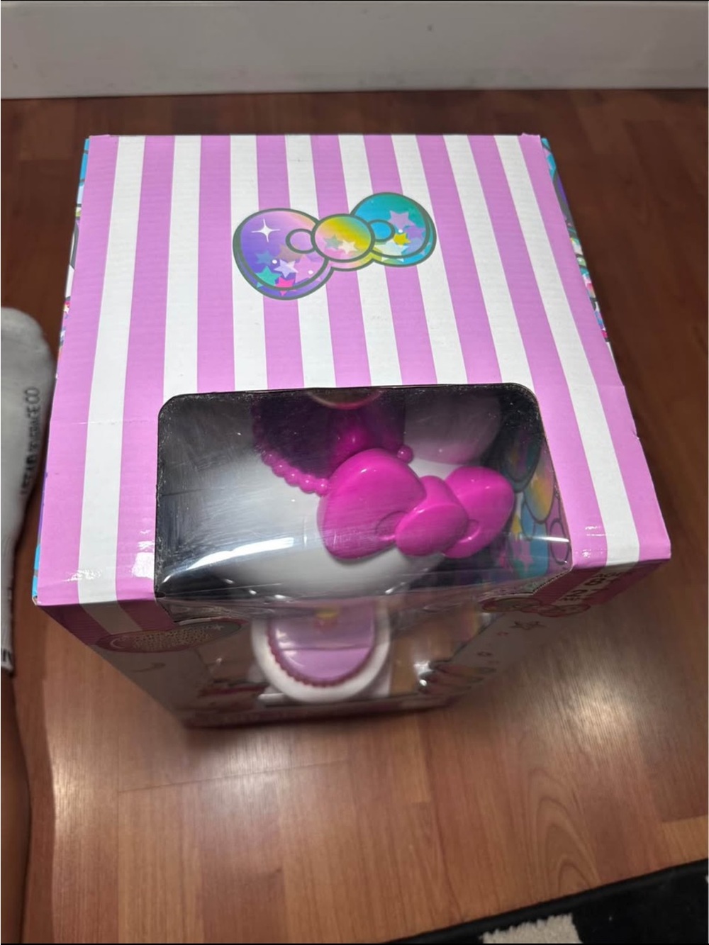 Hello Kitty Birthday Remote Control Figure - Picture 3 of 5